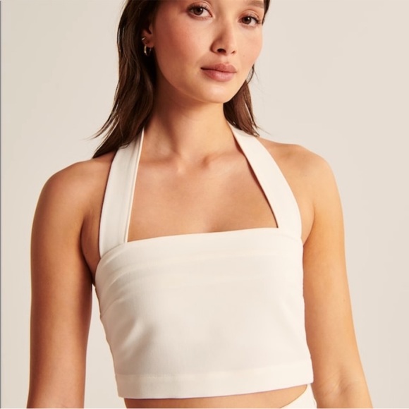 Abercrombie Crop Halter - Picture 3 of 6